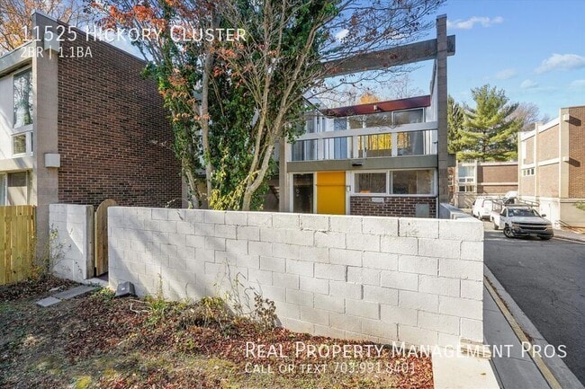 Building Photo - 11525 Hickory Cluster