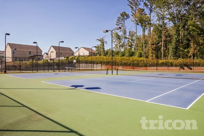 Building Photo - 1300 Deutz Dr