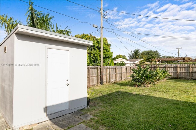 Building Photo - 1511 NW 85th Way