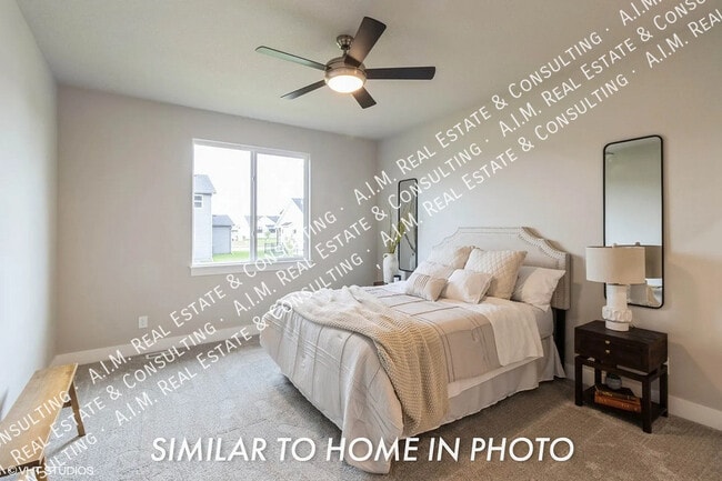 Building Photo - 3212 NE Fawn Ln