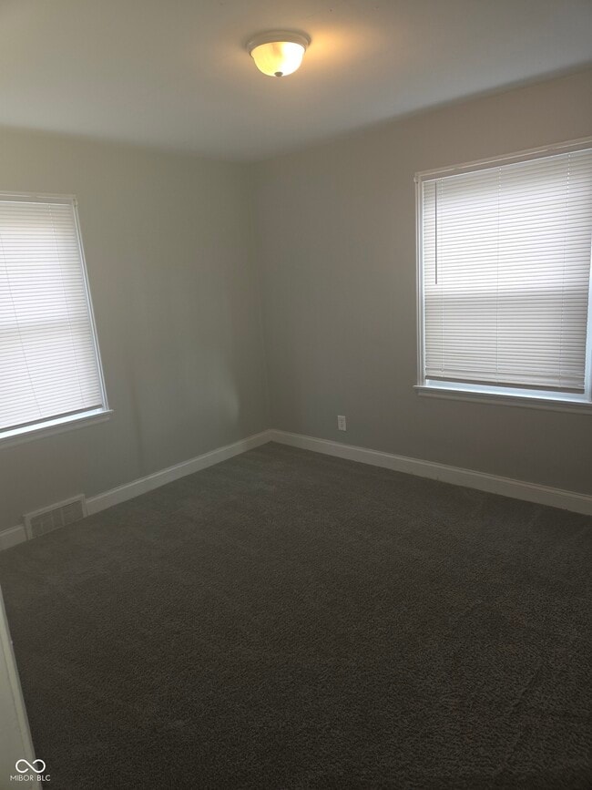 Building Photo - 3602 N Layman Ave