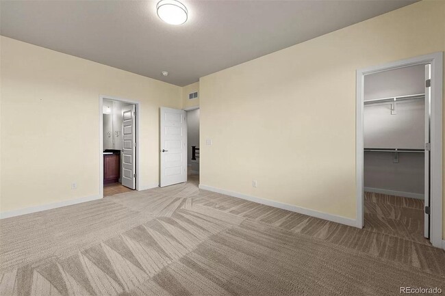 Building Photo - 6763 Morrison Dr