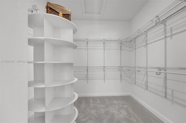 Building Photo - 2425 SE 28th Dr