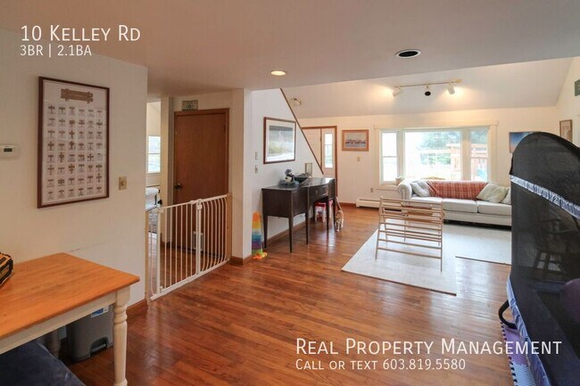 Building Photo - 10 Kelley Rd