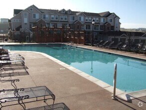 Building Photo - Beautiful 2BR/2BA Condo in Parkfield Lake!...