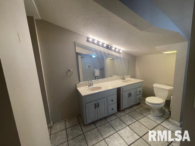 Building Photo - 1225 S Wake Rd