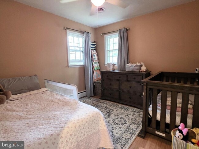 Building Photo - 4 Carolee Dr