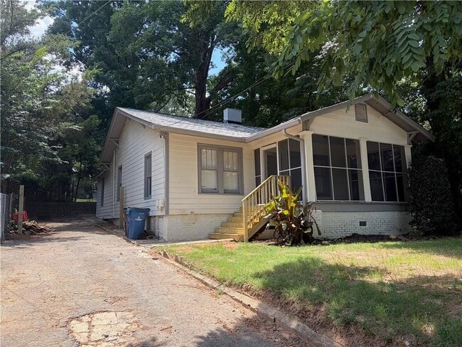 Building Photo - 1786 Linwood Ave