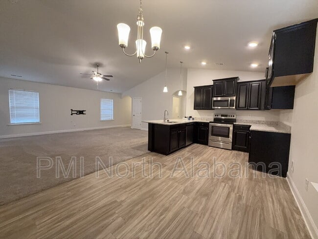 Building Photo - 186 Tybee Dr