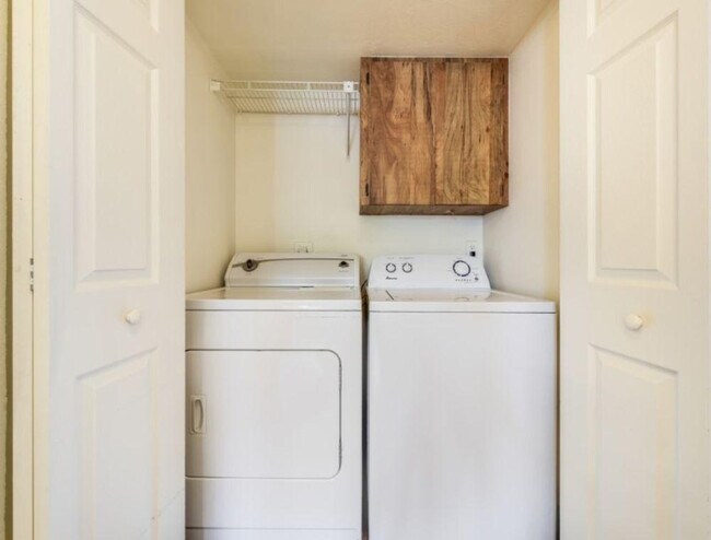 Building Photo - 7785 Estero Blvd