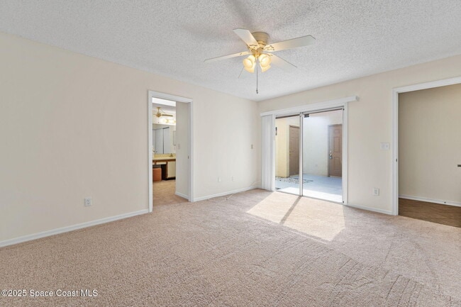 Building Photo - 763 Green Valley Ln