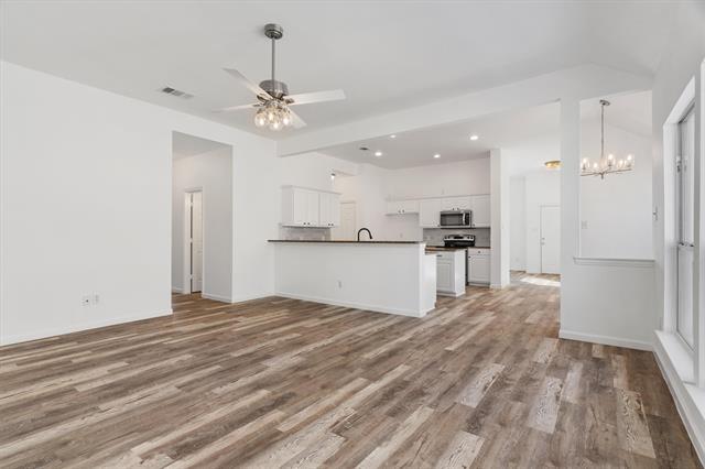 Building Photo - 2402 Wiley Farm