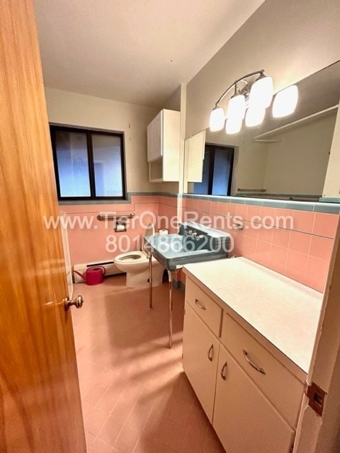 Building Photo - This property offers a NO DEPOSIT option available for qualified renters!