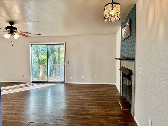 Building Photo - 26 Shakespeare Dr