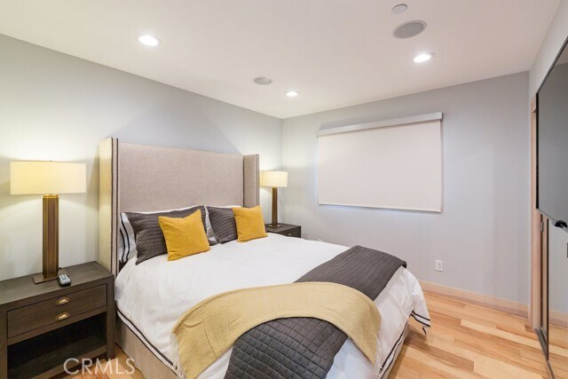 Building Photo - 814 Monterey Blvd