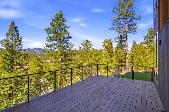 Building Photo - 4475 Forest Trail