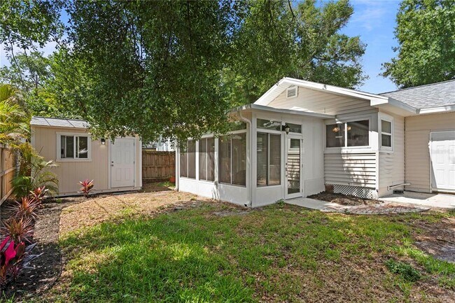Building Photo - 1175 Highland Ct N