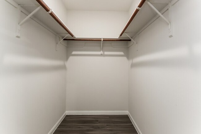 Building Photo - 14715 Kendalls Path Ct