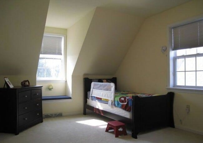 Building Photo - Beautiful 3 Bedroom, 2 Bath Home in Red Lion Schools!