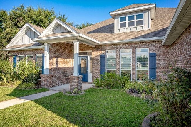 Building Photo - 1013 Silverbell Cv