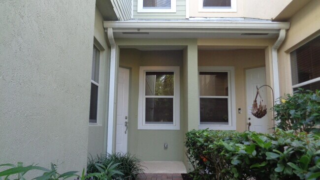 Building Photo - 1825 Bridgepointe Cir