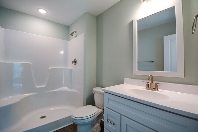 Building Photo - Gorgeous 2 Bedroom Townhome in Beachside Village