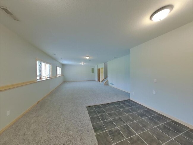Building Photo - 633 Savanna Trail