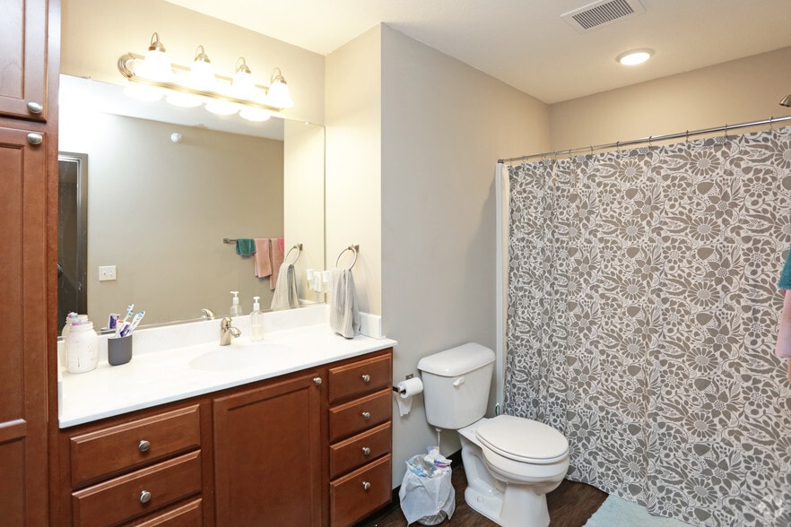 Walnut Ridge 35053515 Lincoln Way Ames IA 50014 Apartment Finder