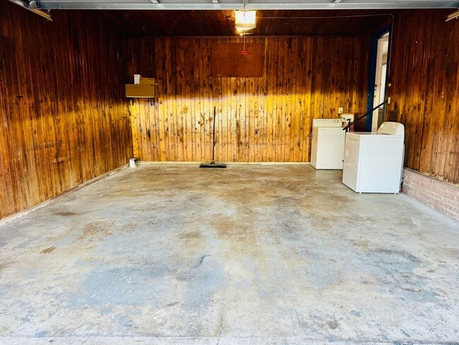 Building Photo - 3BR 2BA Oxford NC