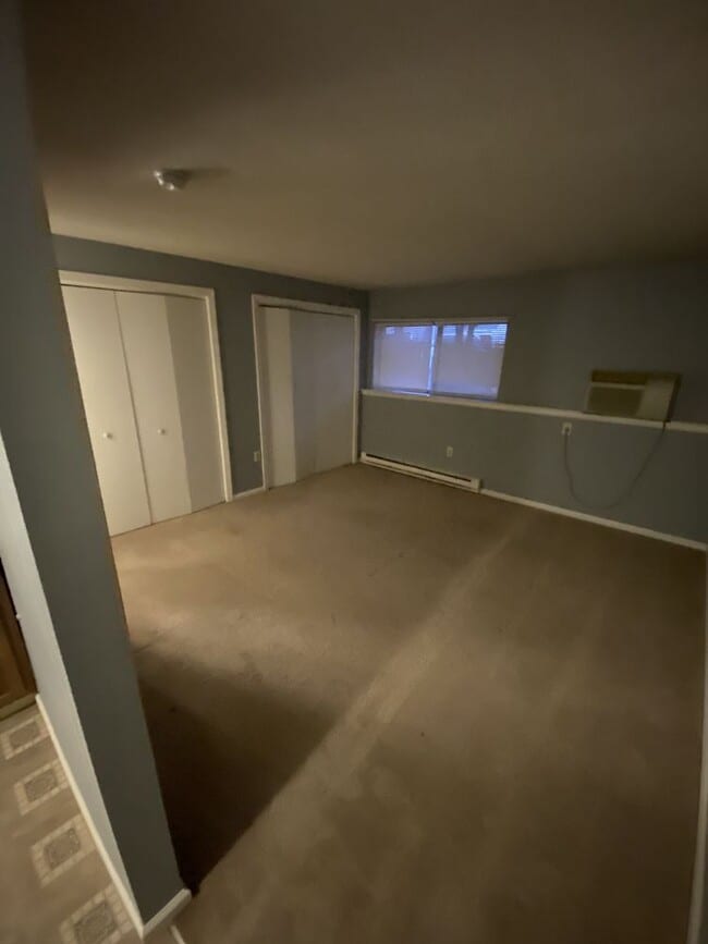 Building Photo - 134 W Main St