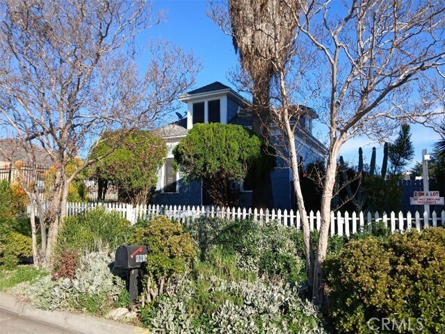 Building Photo - 2111 Orange St