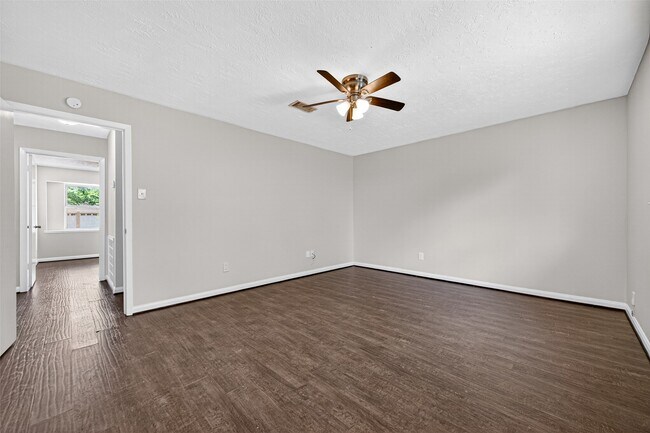 Building Photo - 21043 Northern Colony Ct