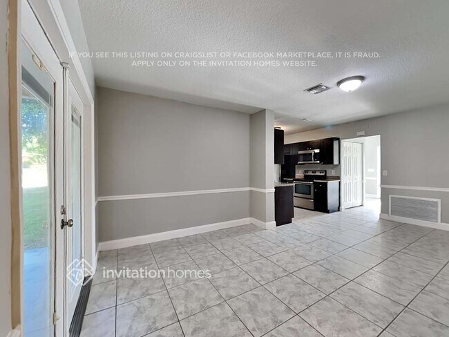 Building Photo - 151 Heron Pkwy