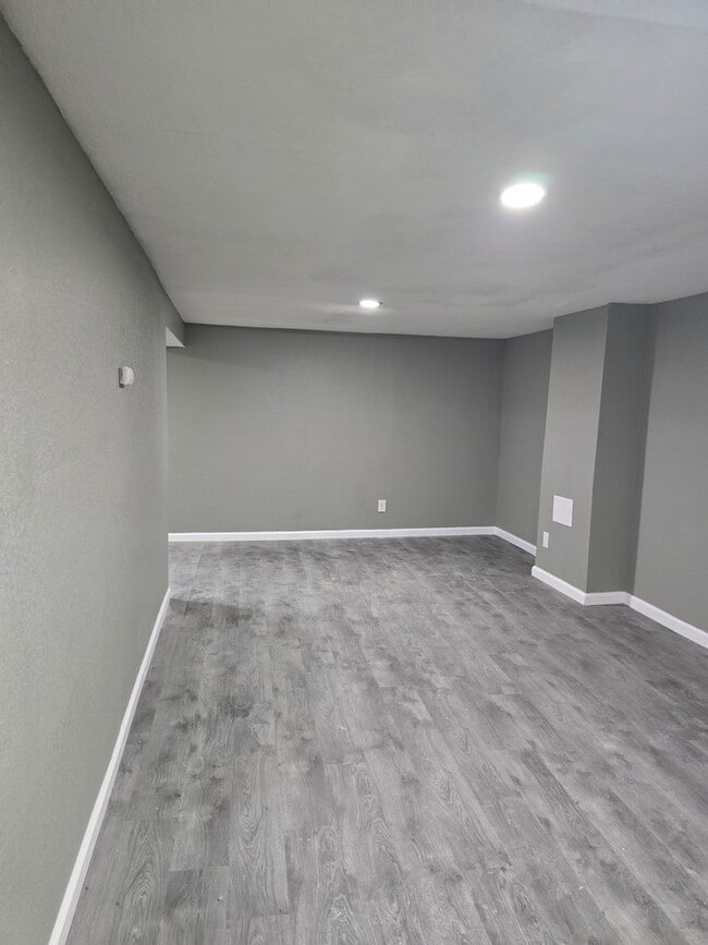 Building Photo - Wont last long