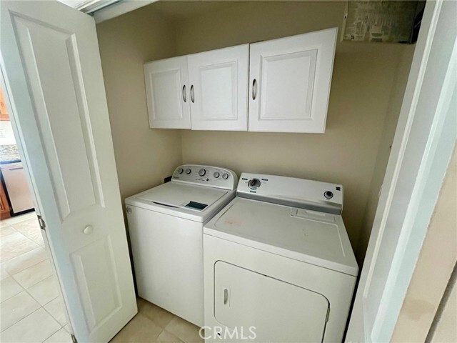 Building Photo - 15702 Del Prado Dr