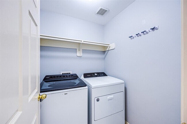 Building Photo - 28507 Chateau Springs Ct