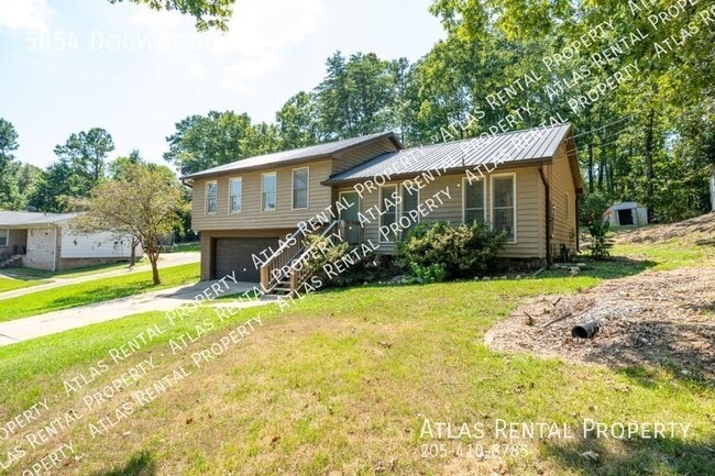 Building Photo - 5854 Dogwood Cir