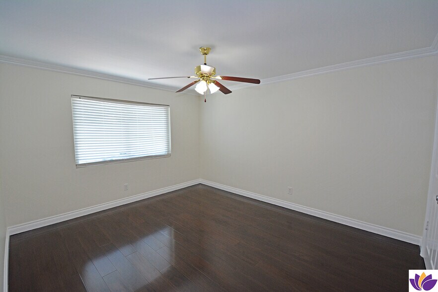 Building Photo - 23701 Bessemer St