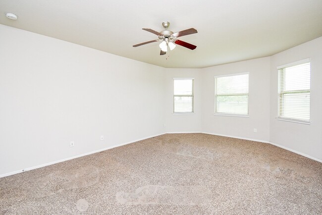 Building Photo - 13906 Manobrook Ct