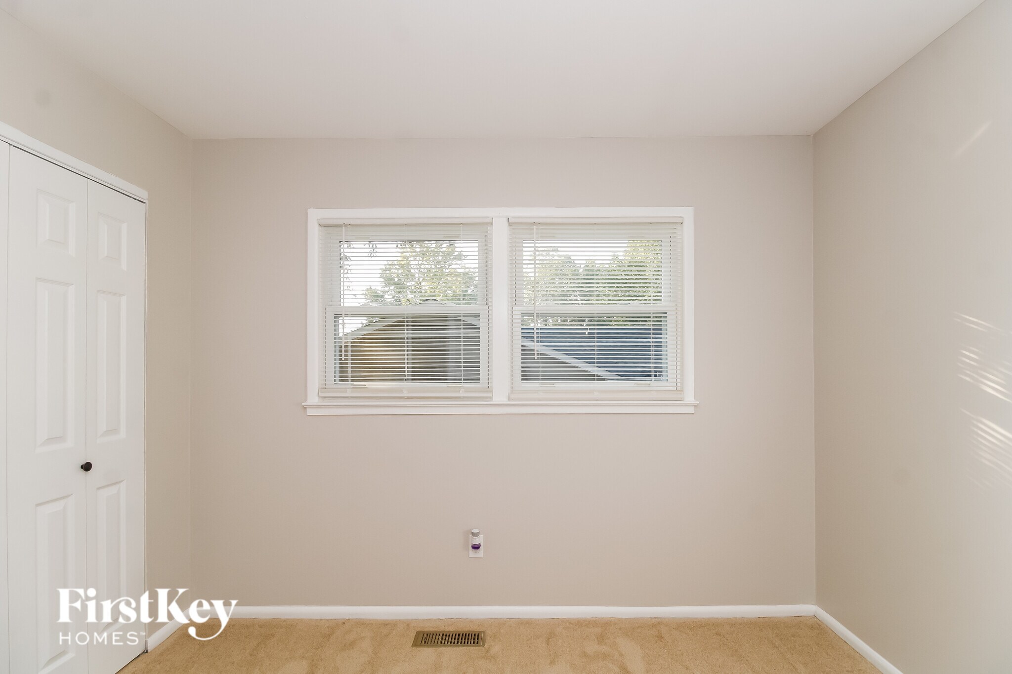 Building Photo - 1724 Waverly St