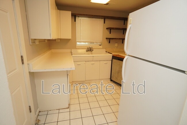Building Photo - 6065 W 39th Pl