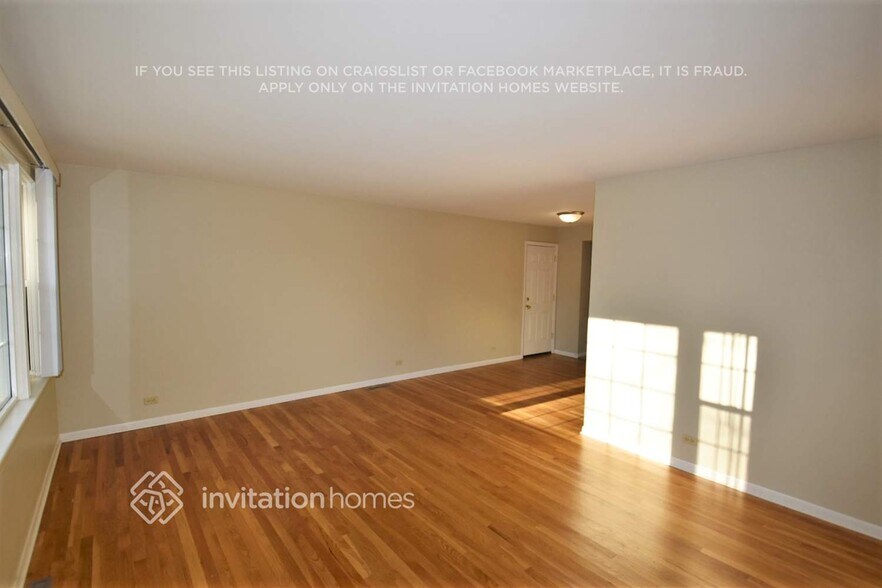 Building Photo - 1513 N Ridge Ave