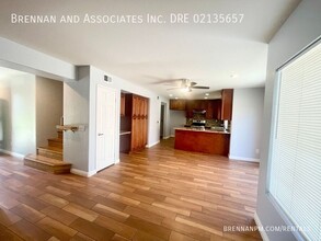 Building Photo - 1533 Applegate St