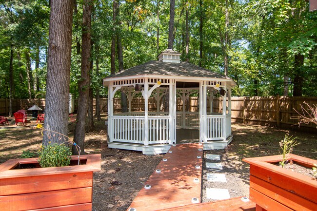 Building Photo - 4801 Buttonbush Dr