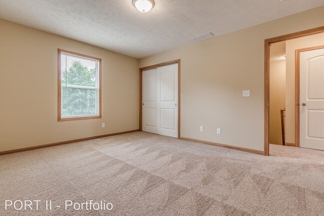 Building Photo - 3 br, 1 bath House - 377 Station 44 Pl Uni...
