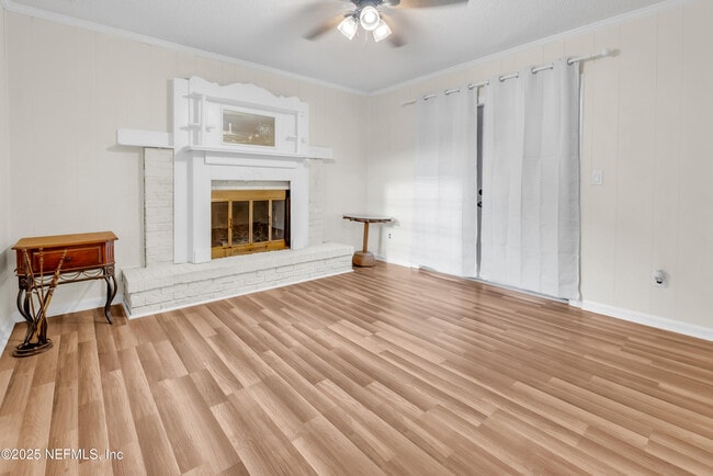 Building Photo - 8717 Pinon Dr