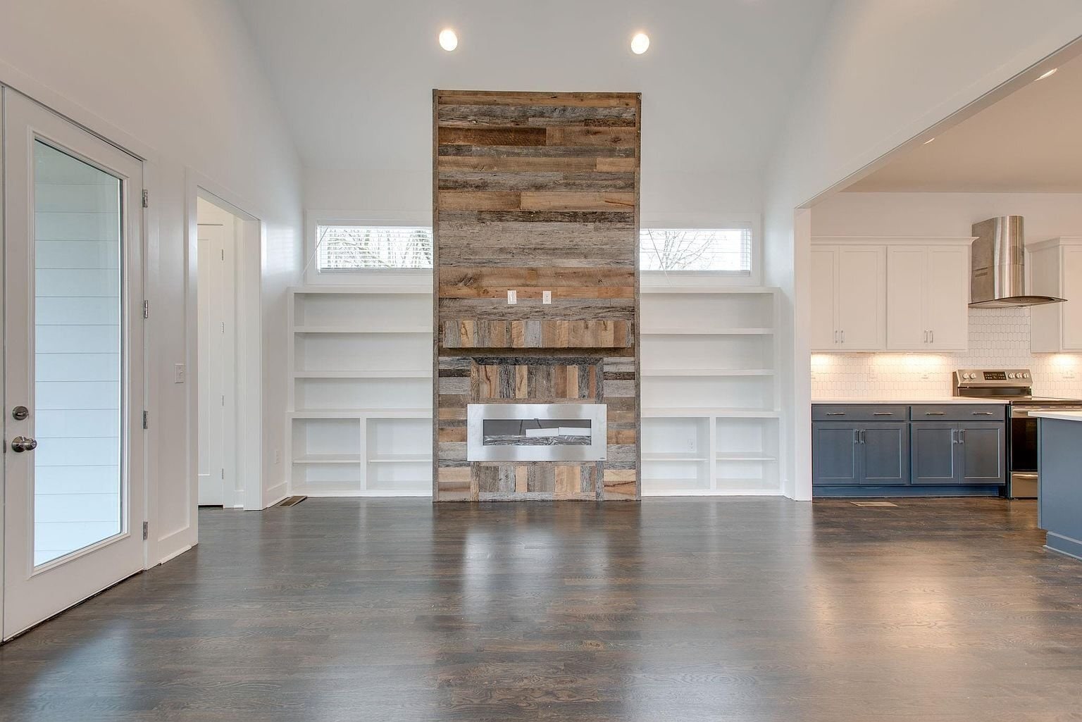 Building Photo - 1616 12th Ave N