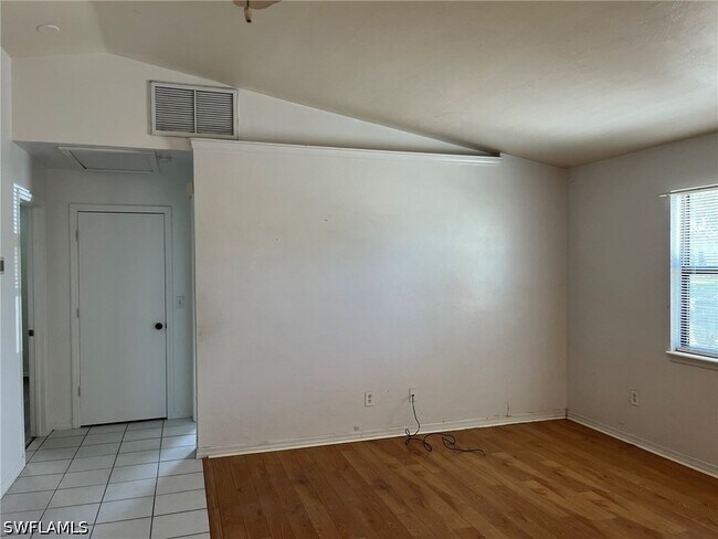 Building Photo - 27501 Playa Del Rey Ln