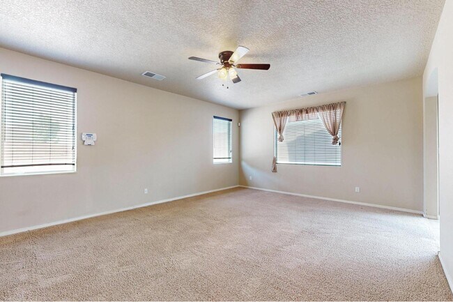 Building Photo - 221 Landing Trail