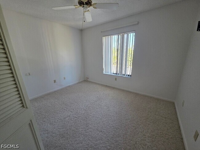 Building Photo - 9970 Sailview Ct